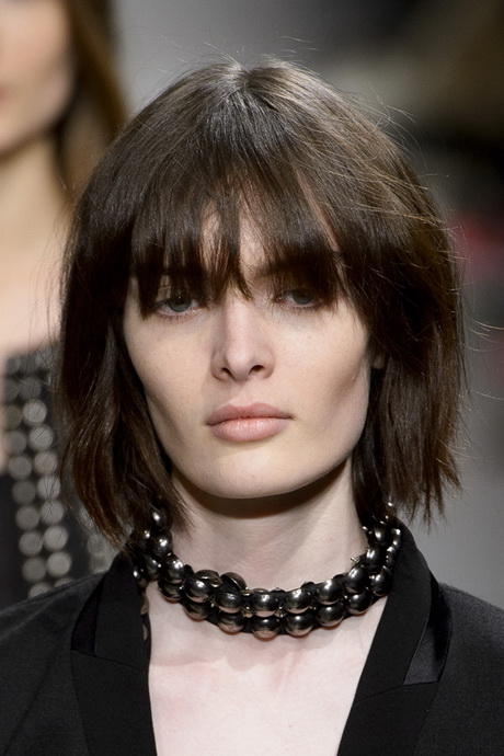 kurze haare mit extensions verlängern