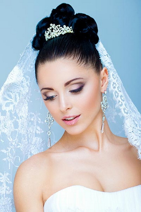 Hochsteckfrisuren mit diadem