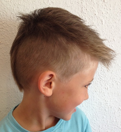 Kinderhaarschnitt jungs