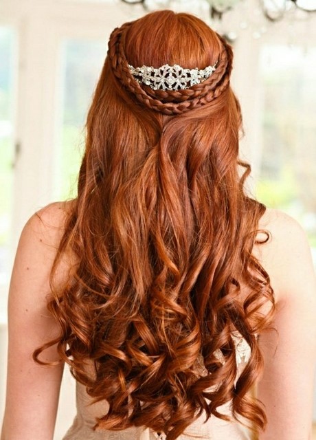 Frisuren mit locken und flechten