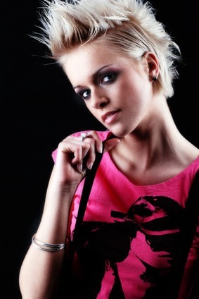 Frisuren iro frau - Schönheit und Stil