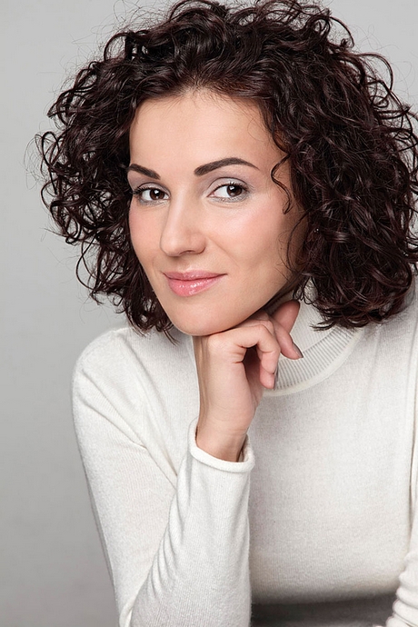 Frisuren kinnlang locken - Schönheit und Stil